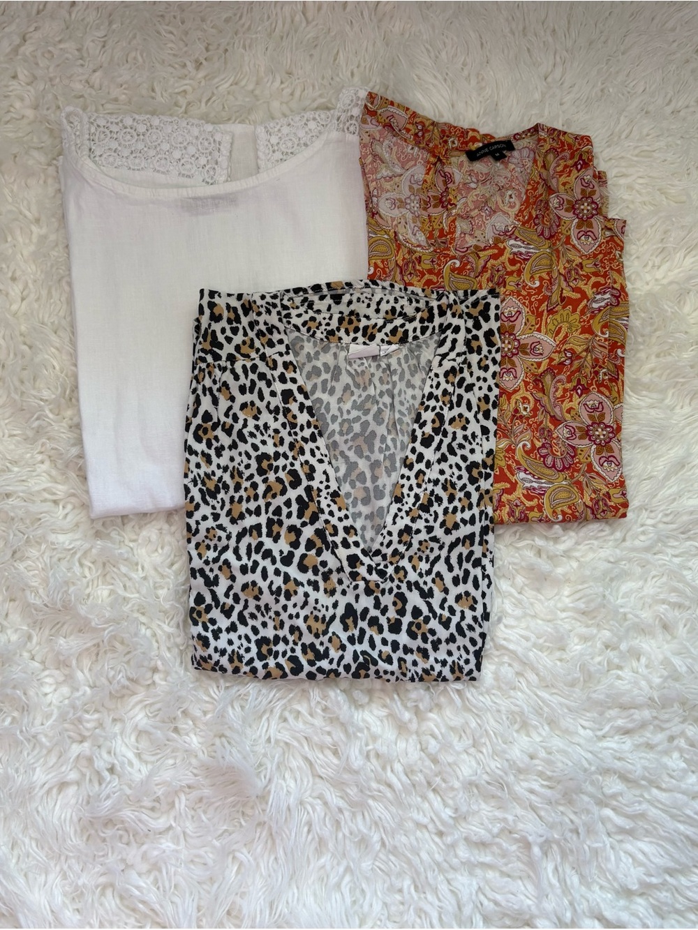 ✨ INSTANT WARDROBE REFRESH ✨ 3-Piece Boutique Style Blouse Bundle (Size M) 